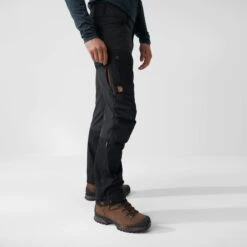 FJÄLLRÄVEN KEB TROUSERS M LONG Herren - Trekkinghose 12 FJÄLLRÄVEN KEB TROUSERS M LONG Herren - Trekkinghose -CasualPro Verkäufe 5637516282 j keb trousers m long fjaellraeven 24